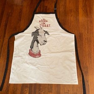 Bella Bug apron in great condition